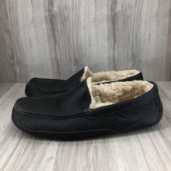 Ugg Slippers Mens 12EEE Ascot Dark Brown Leather Slip On Shoes - Picture 2 of 13